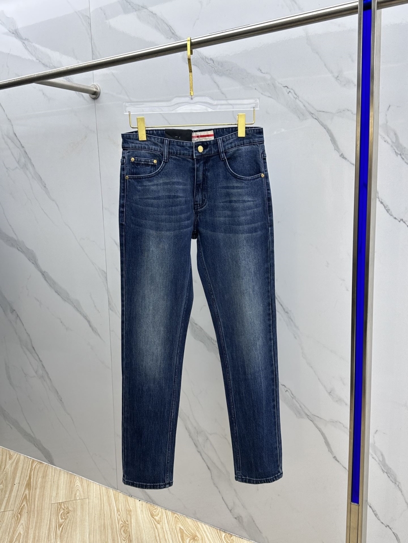 Pra*a jeans